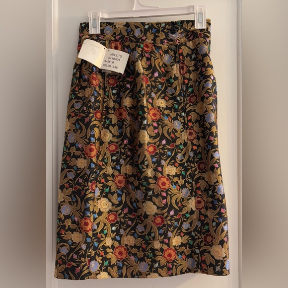 The Eagle’s Eye Vintage Lurex Blend Skirt Size 8 (NWT) - Picture 2 of 7